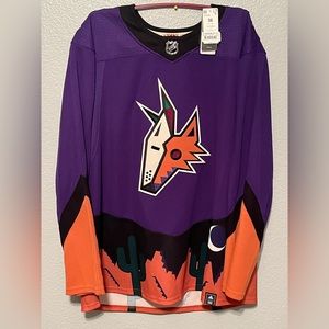 Arizona Coyotes Reverse Retro 1.0 Size 56 NWT